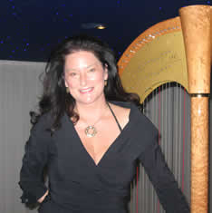 Harpist Jasmin Bey Cowin